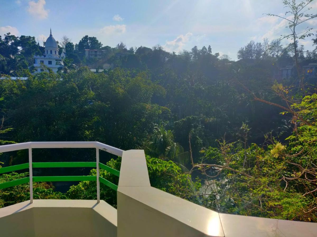 Kanchans Nest I & Near Airport * Port Blair